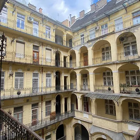 Malvin Apartman Apartment